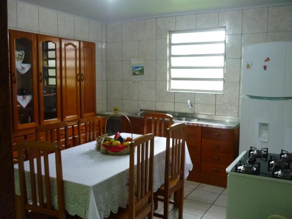 Casa Para Aluguel De Veraneio Em ตอร์เฮส ภายนอก รูปภาพ